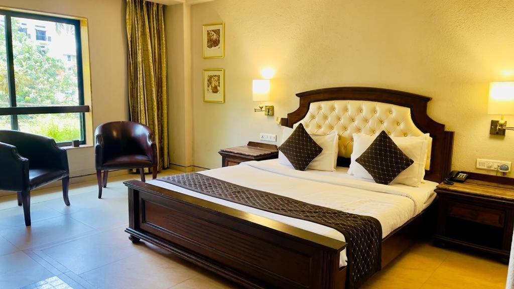 Neelam The Glitz Hotel Calangute Exterior photo